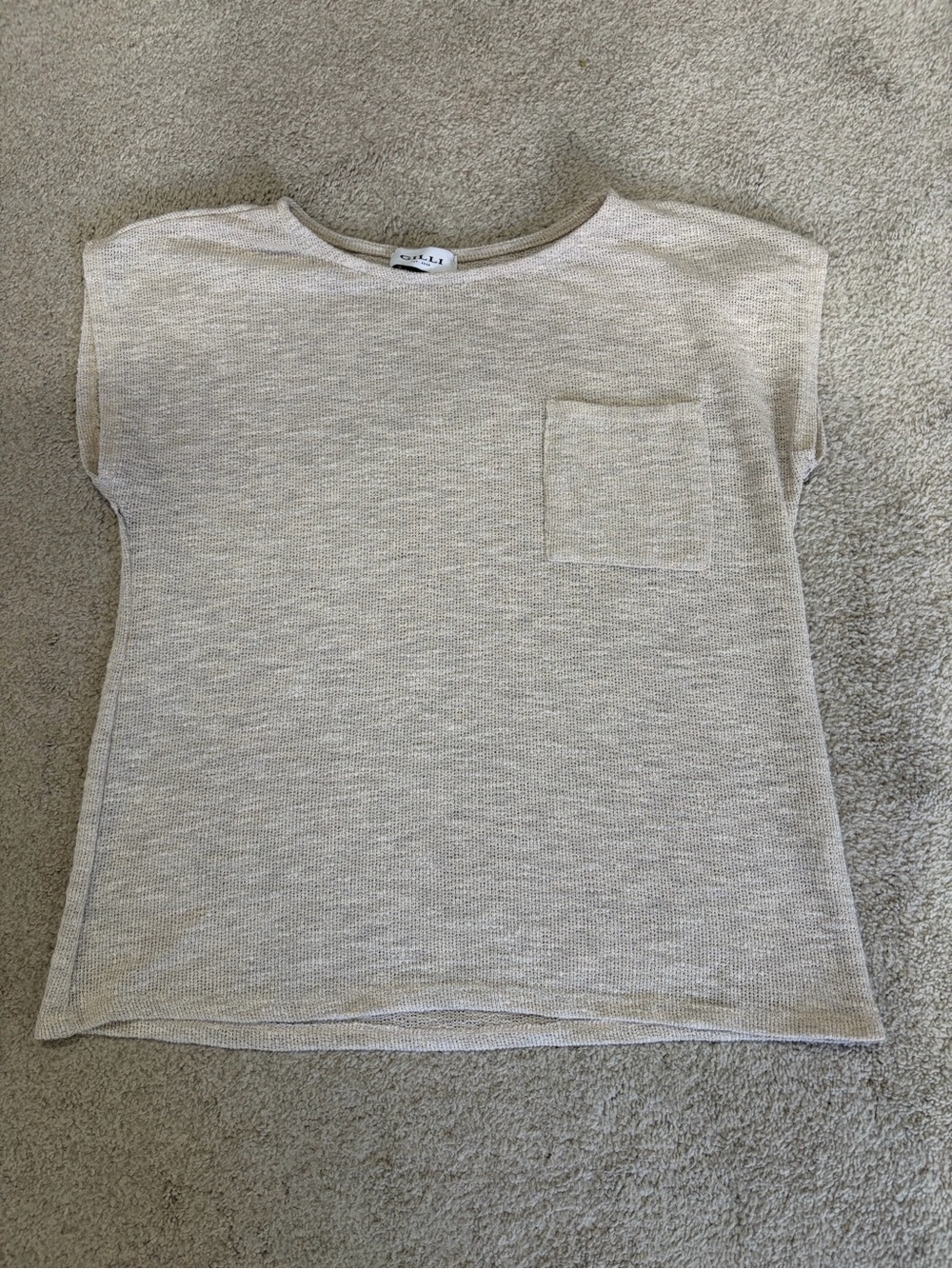 Gilli Cap Sleeve Oatmeal Color Short Sleeve Shirt, Women’s Medium Shirt